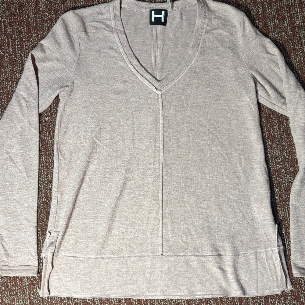 H by Bordeaux V-Neck Sweater mauve neutral lightweight long sleeve cozy Xs